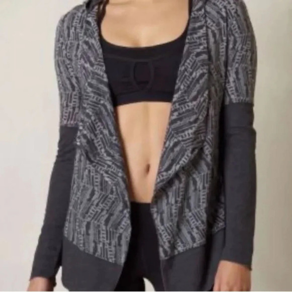 Prana Graceful Open Wrap Hooded Moonrock Cardigan in Grey Size S - Picture 3 of 12